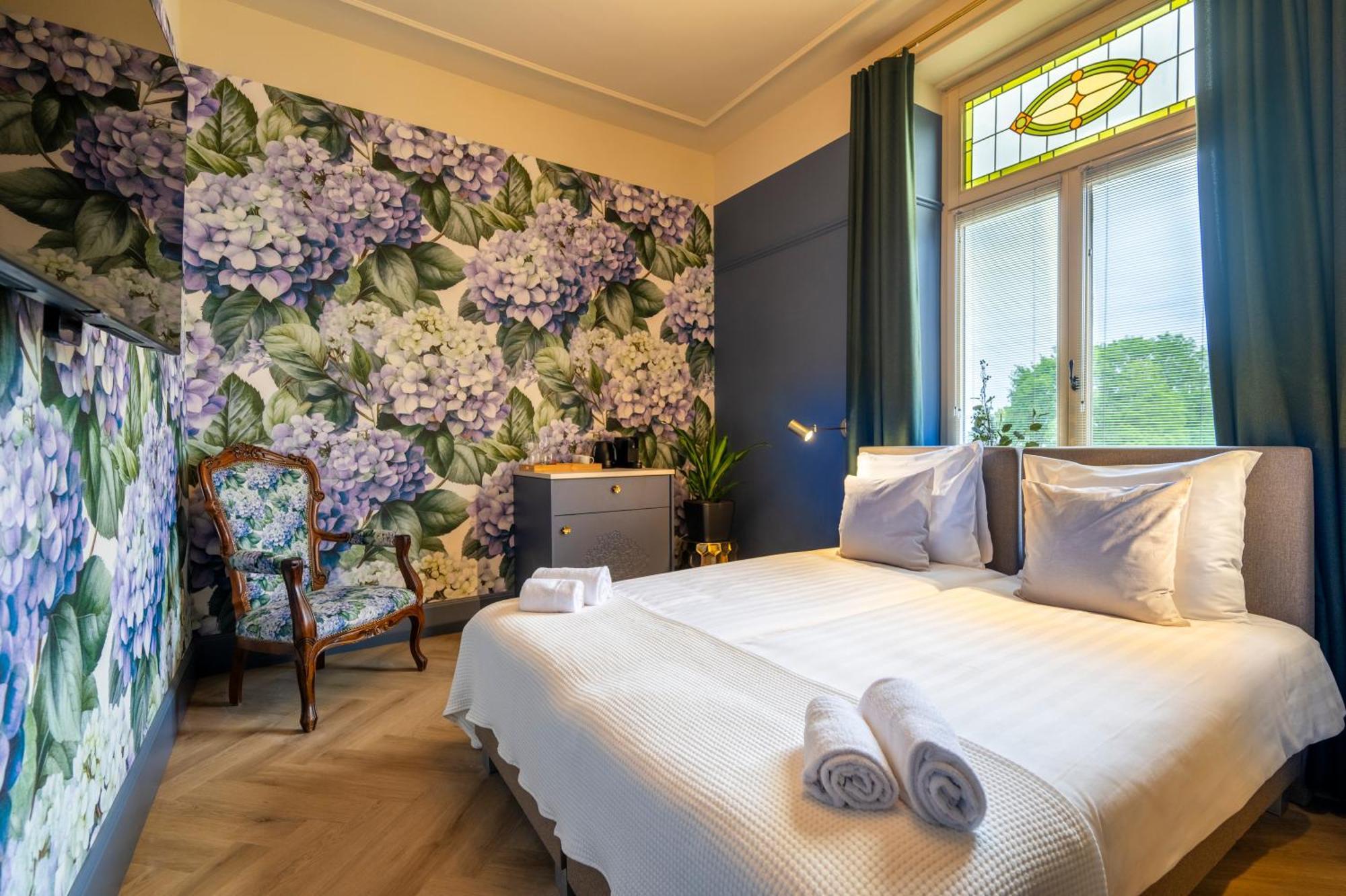 Landgoed Kasteel Limbricht Bed & Breakfast エクステリア 写真